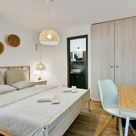 Bed & Breakfast Pikarin 3*