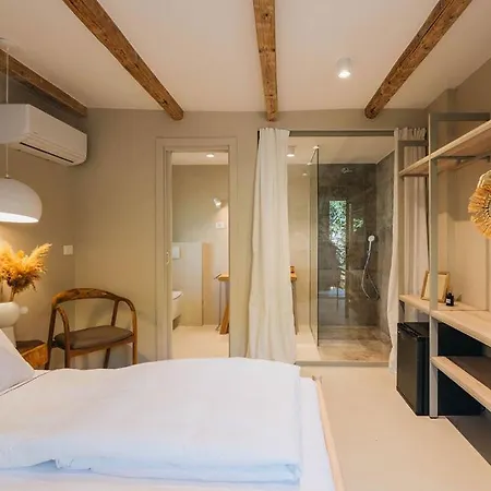 Bed & Breakfast Pikarin 3*