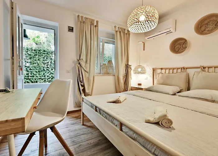 Bed & Breakfast Pikarin 3*