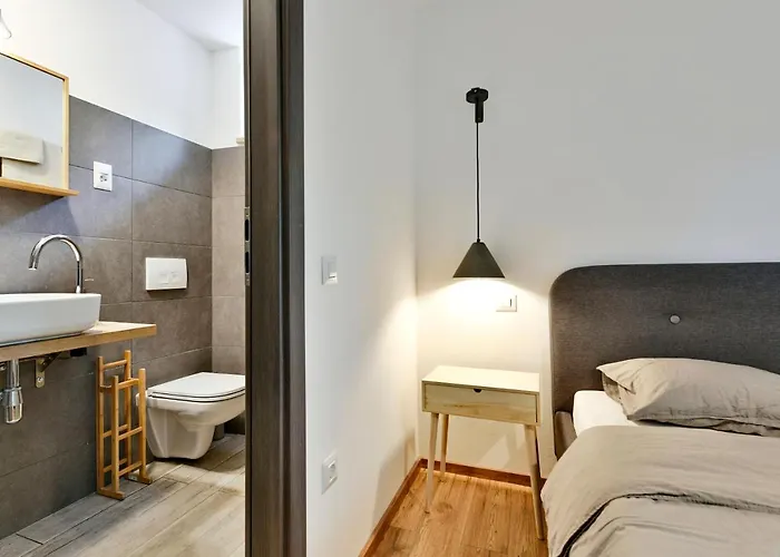 Pikarin Bed & Breakfast