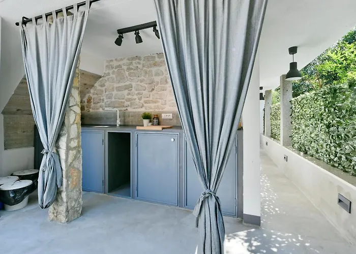 Pikarin 브르사르