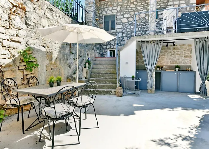 Bed & Breakfast Pikarin 3*